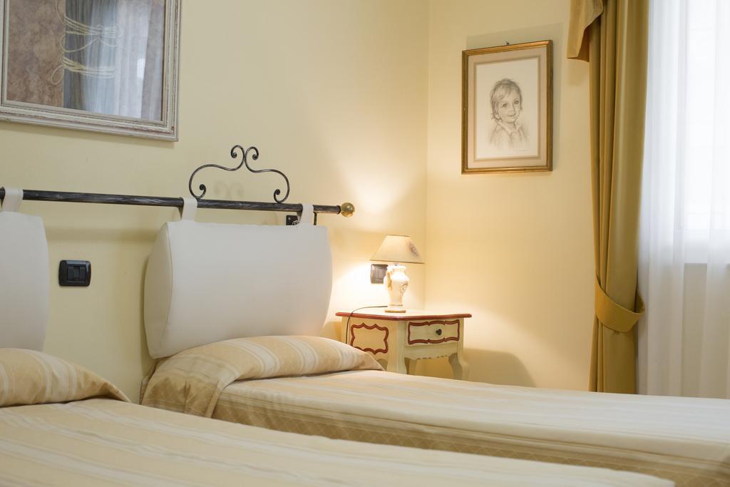Relais Du Lac Desenzano del Garda Extérieur photo