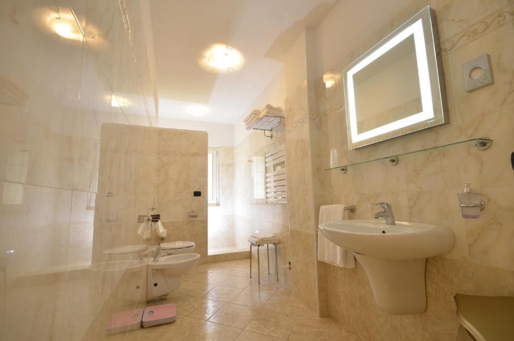 Relais Du Lac Desenzano del Garda Chambre photo