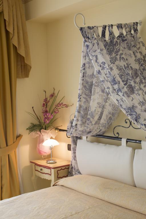 Relais Du Lac Desenzano del Garda Extérieur photo
