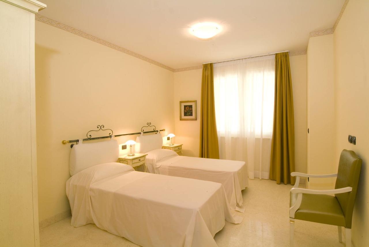 Relais Du Lac Desenzano del Garda Extérieur photo